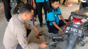 Polsek Omben Berikan Layanan Service Gratis