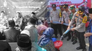 Jumat Curhat, Kapolres Sampang Bahas Polisi RW