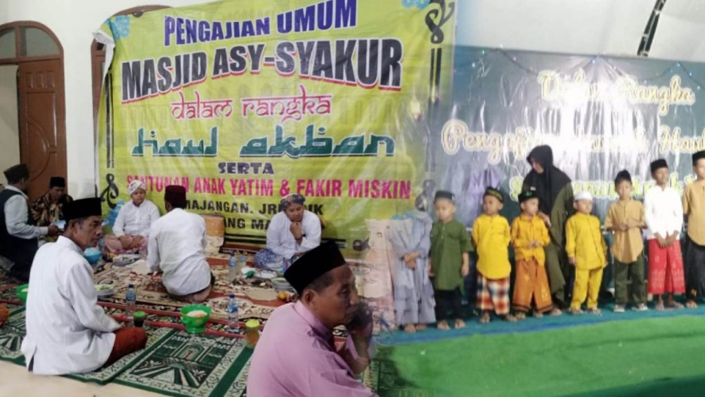 Ngamri Barokah, Warga Majangan Gelar Haul Akbar & Santunan