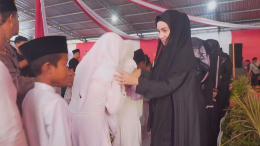 1000 Anak Yatim Datangi Mapolres Sampang