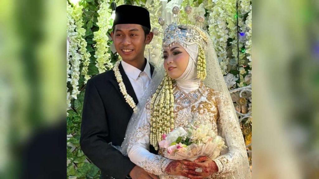 Pemuda Milenial Temoran Lepas Masa Lajangnya