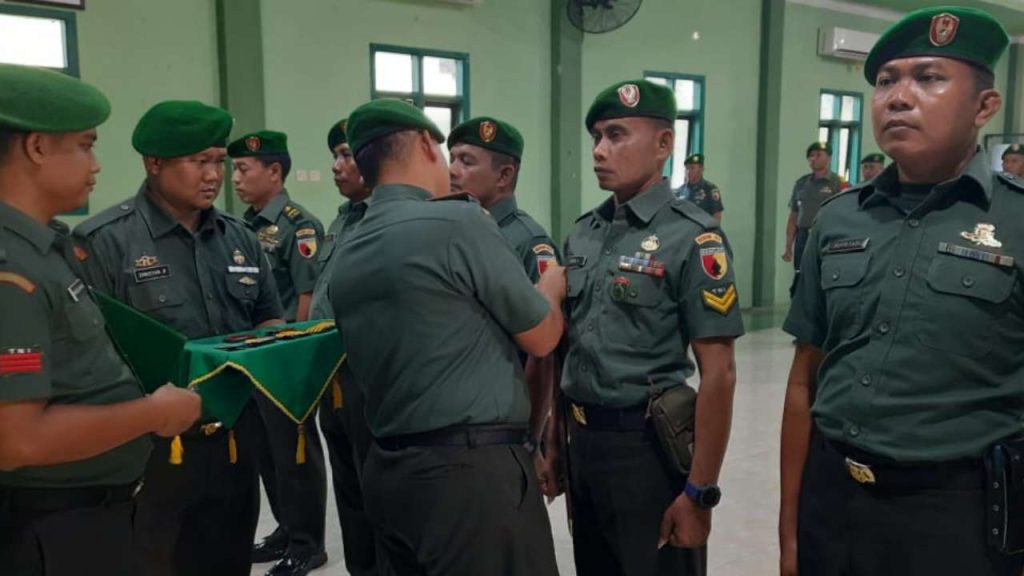 Puluhan Prajurit Kodim Pamekasan Naik Pangkat