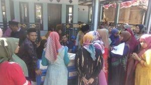 Ratusan Warga Madulang Terima Bantuan Pangan Nasional