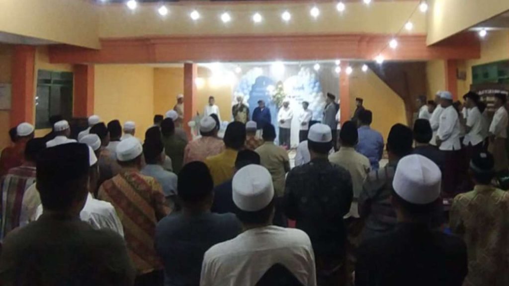 Ngamri Syafa’at, Anggota Polres Sampang Gelar Maulidurrasul