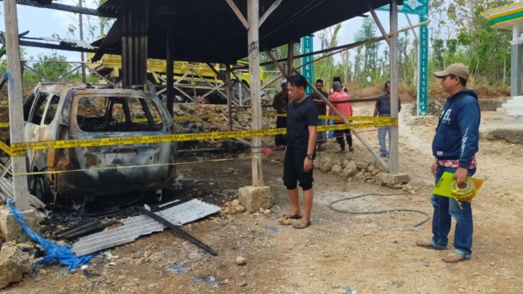 Polisi Lidik Insiden Mobil Kiai Ketapang Terbakar