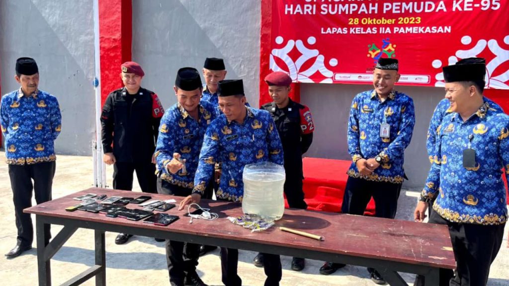 Hasil Geledah Lapas Pamekasan, 21 Hp Dimusnahkan