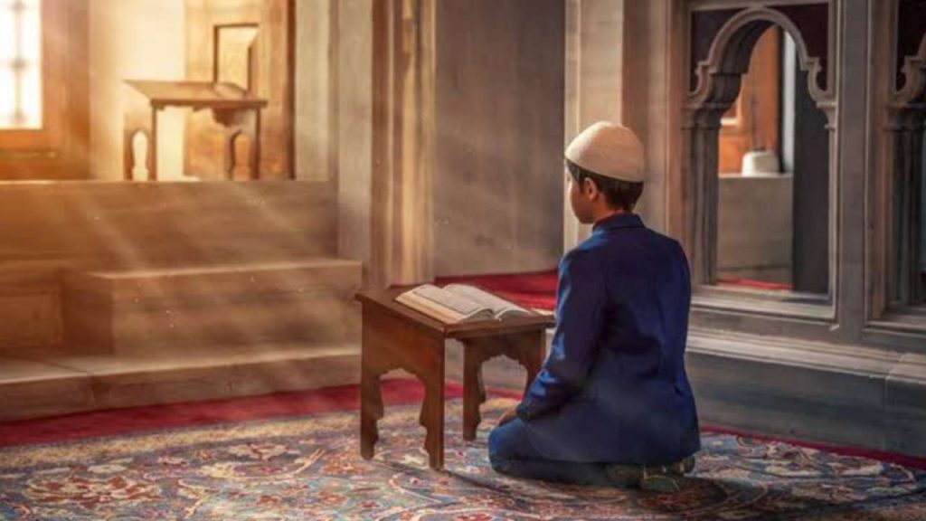 Mengetahui Malaikat Yang Wajib Diimani