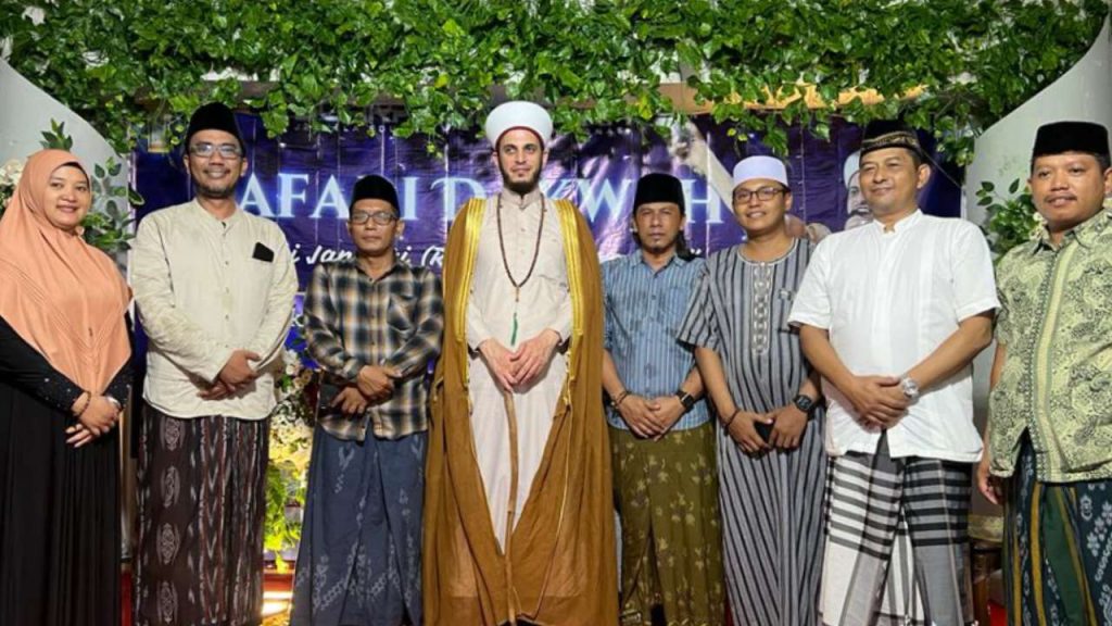 Jurnalis Sumenep Datangkan Cicit Syekh Abdul Qodir Jailani