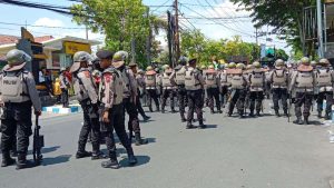 Demo AMCM Ke Polres Sampang Kondusif