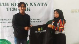 Pemdes Temoran Apresiasi KKN Mahasiswa UTM