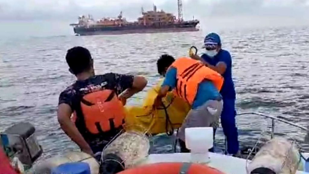 Mayat Tanpa Identitas Mengapung di Perairan Pulau Mandangin