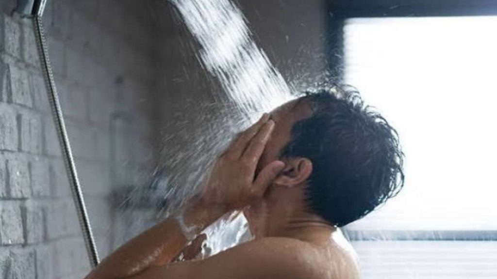 Bagaimana Mandi Besarnya Orang Tidak Khitan