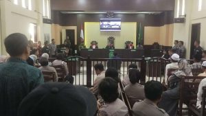Polisi Jaga Ketat Sidang Vonis Anggota DPRD Sampang