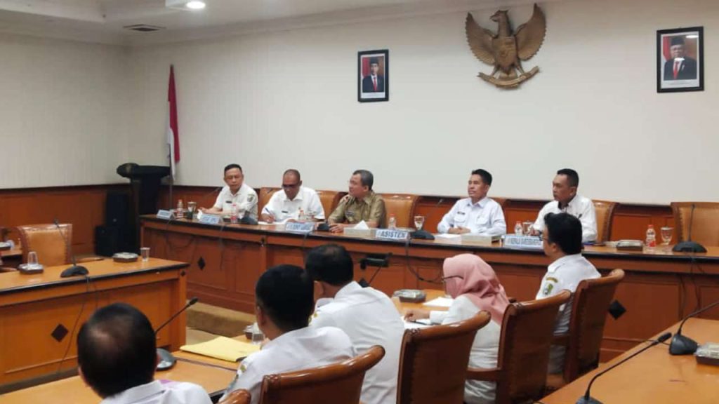 Tak Tempati Pendopo, PJ Bupati Sampang Tunggu Weton