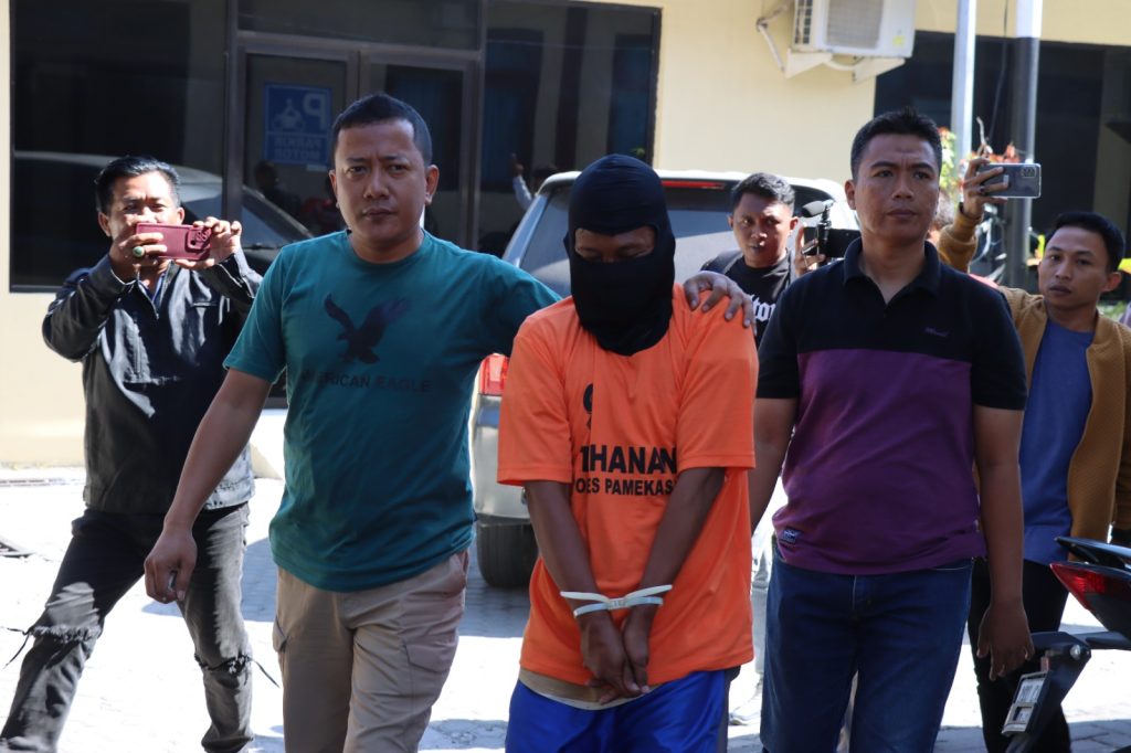 Bermodal kamera pengintai, Polres Pamekasan ungkap kasus pencurian di rumah dokter.