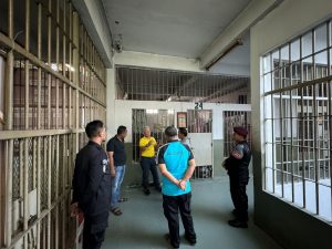 Kepala Divisi Pemasyarakatan kanwil kementerian Hukum dan hak asasi manusia Jawa Timur Datangi Lapas Narkotika jelas IIA Pamekasan
