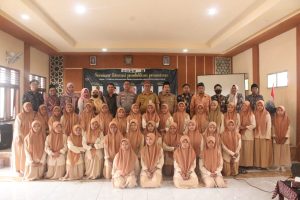 Iwo Pamekasan peringati hari santri nasional dengan senimar literasi pendidikan