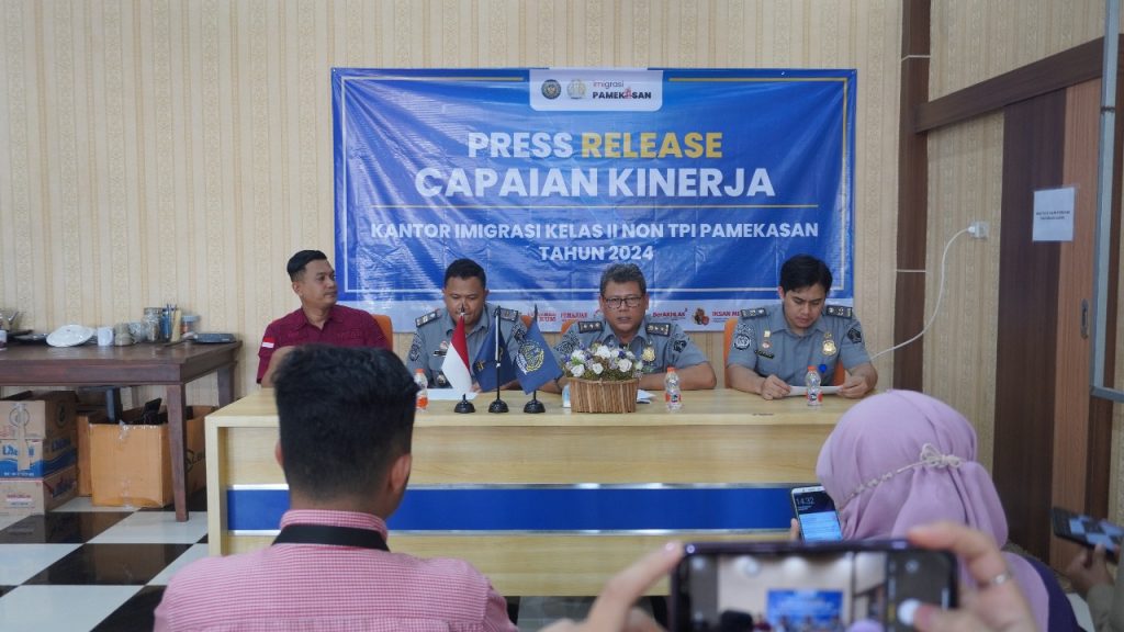 Kantor Imigrasi kelas II Non TPI Pamekasan raih 2 penghargaan tahun 2024