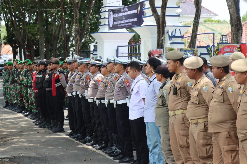Polres Sampang Amankan Sertijab Bupati dan Wakil Bupati Sampang Periode 2025 – 2030