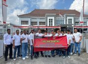 Kobarkan Semangat Kemerdekaan, Kalapas Narkotika Pamekasan Pimpin Jalan Sehat