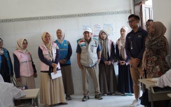 Srikandi dan YBMPLN UP3 Madura Salurkan Bantuan untuk Siswa Sekolah Rakyat Menengah Pertama 29 Pamekasan