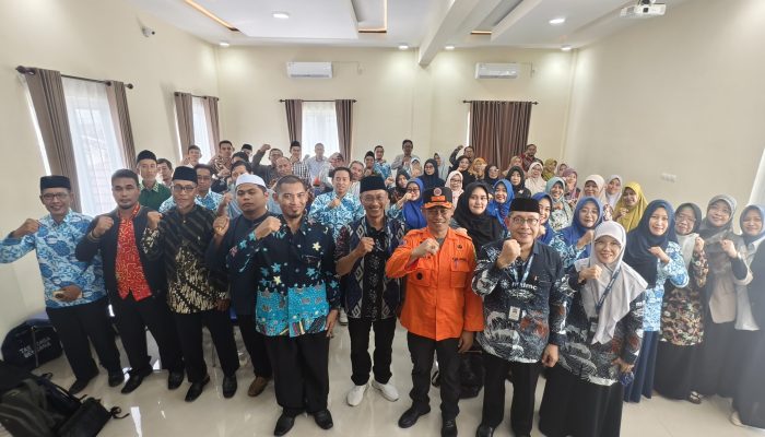 Kemendikdasmen dan MDMC Perkuat Kesiapsiagaan Sekolah Melalui Pelatihan Satuan Pendidikan Aman Bencana dan Psikososial di Sekolah