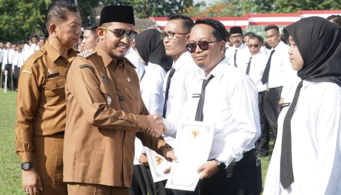 Bupati Sumenep Serahkan 5224 SK PPPK Paruh Waktu